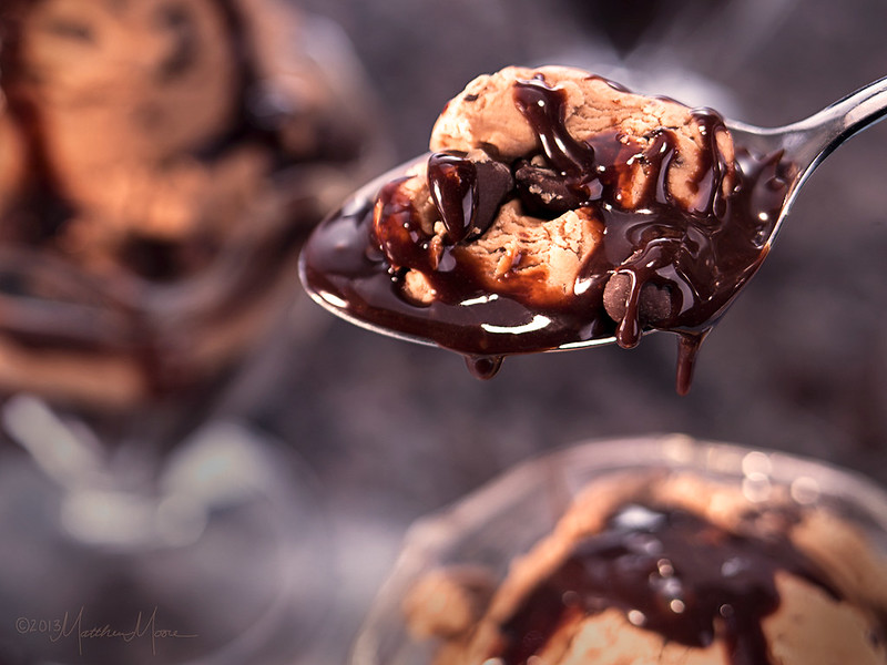 Ice cream with gooey chocolate sauce